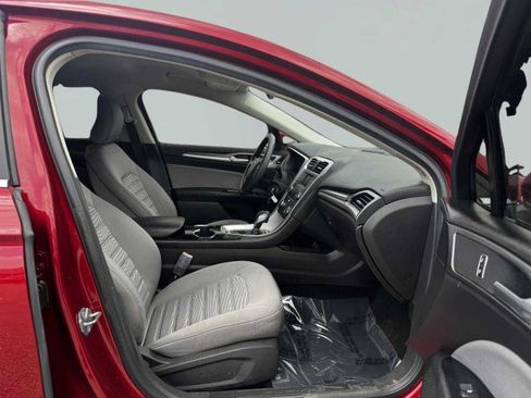 Used 2016 Ford Fusion S w/ Equipment Group 101A image 39