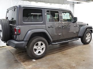 Used 2022 Jeep Wrangler Unlimited Sport AWD/4WD video 3