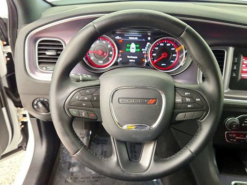 Used 2017 Dodge Charger SE w/ Popular Equipment Group RWD image 13