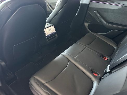 Used 2026 Tesla Model Y Long Range RWD image 14
