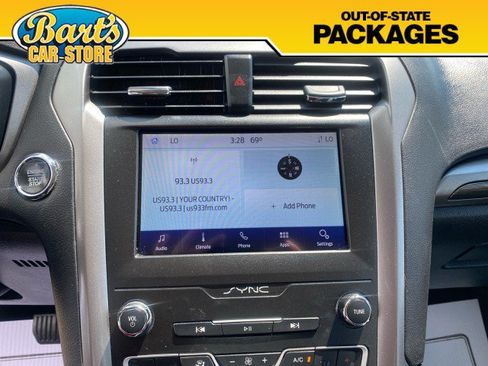 Used 2020 Ford Fusion SEL FWD image 31