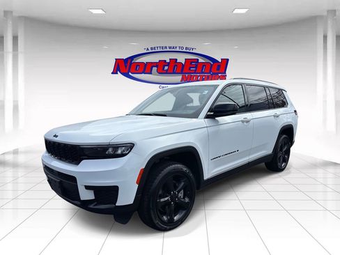 Used 2023 Jeep Grand Cherokee L Laredo image 6