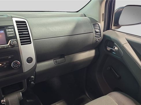 Used 2017 Nissan Frontier S image 22