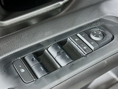 New 2025 Toyota Tacoma SR5 AWD/4WD image 17