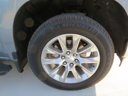 Certified 2023 Chevrolet Silverado 1500 LTZ AWD/4WD image 10