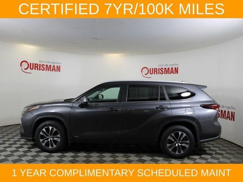Used 2024 Toyota Highlander XLE AWD/4WD image 4