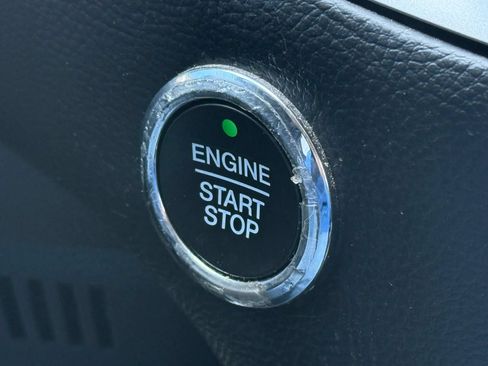 Used 2018 Ford Edge SEL w/ Equipment Group 201A FWD image 25