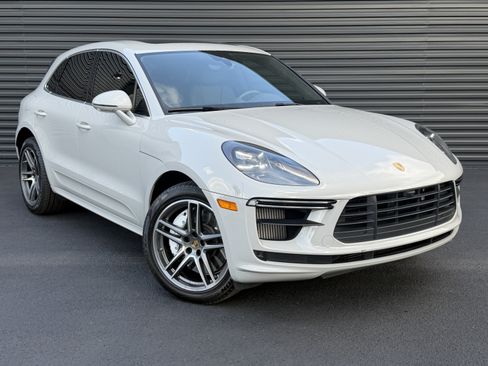 Certified 2021 Porsche Macan Turbo AWD/4WD image 6