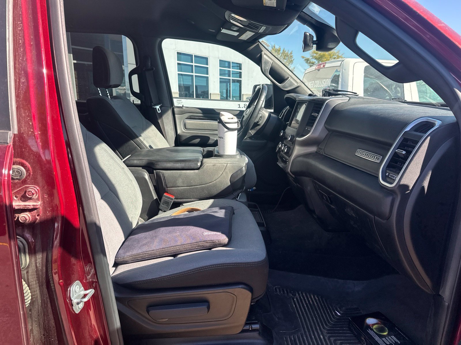 Used 2021 RAM 1500 Big Horn AWD/4WD image 7