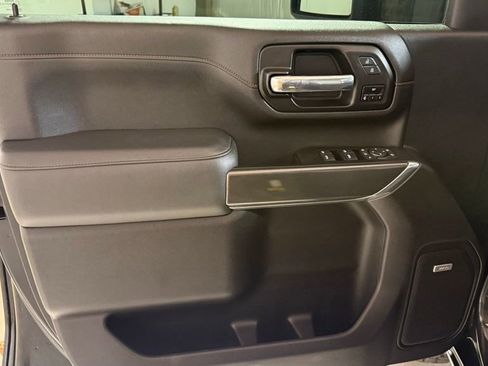 Used 2020 GMC Sierra 2500 AT4 w/ AT4 Premium Package image 11