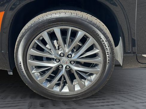 Used 2025 Buick Enclave Avenir w/ Super Cruise Package image 29