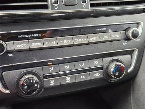 Used 2018 Kia Optima LX w/ 17" Alloy Wheels Package image 14