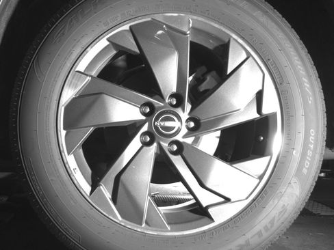 Used 2025 Nissan Rogue SV image 14