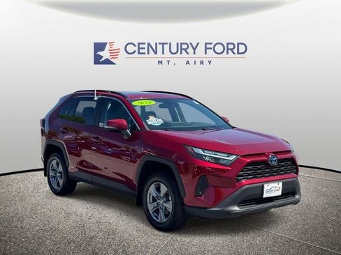 Used 2024 Toyota RAV4 XLE w/ Convenience Package AWD/4WD image 1