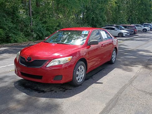 Used 2010 Toyota Camry LE FWD image 7