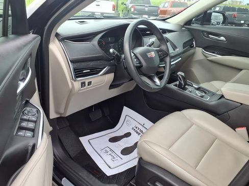 Used 2019 Cadillac XT4 Premium Luxury w/ Driver Awareness Package FWD image 6