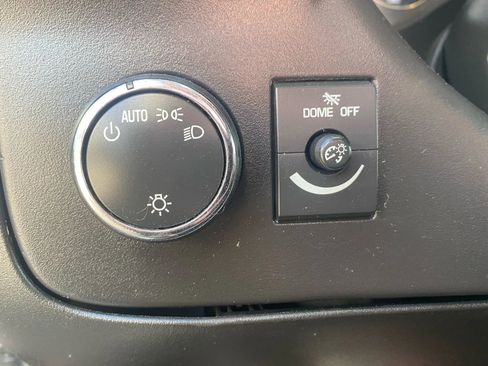 Used 2016 Chevrolet Express 3500 image 16