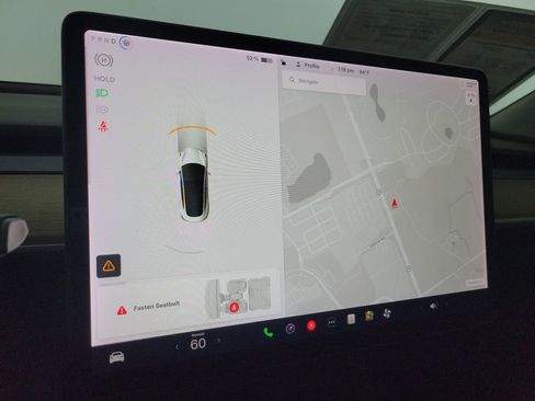 Used 2021 Tesla Model 3 Standard Range Plus RWD image 16