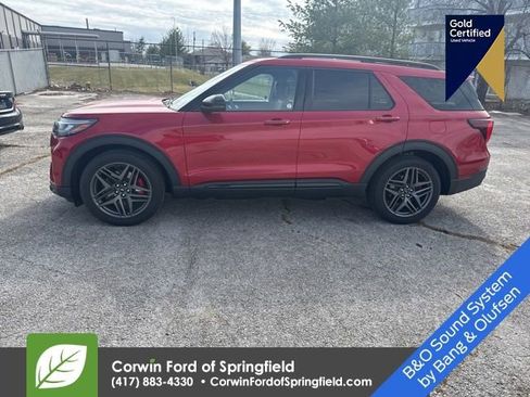 Used 2025 Ford Explorer ST w/ Sun And Sound Package image 4