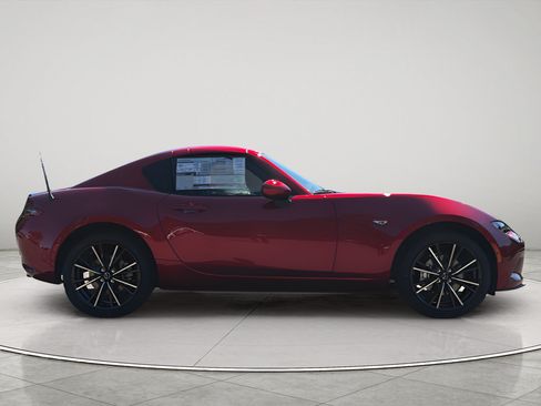 New 2026 MAZDA MX-5 Miata RF Grand Touring RWD image 7