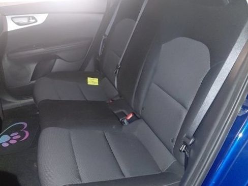 Certified 2024 Kia Forte LXS FWD image 7