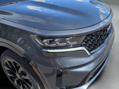 Certified 2023 Kia Sorento SX image 42