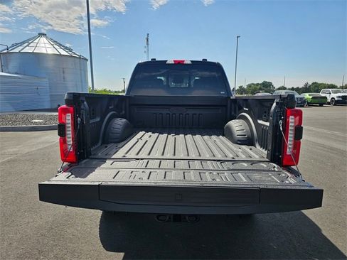 New 2025 Ford F350 XLT w/ Black Appearance Package image 32