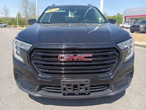 Used 2022 GMC Terrain SLE w/ Elevation Edition FWD image 8