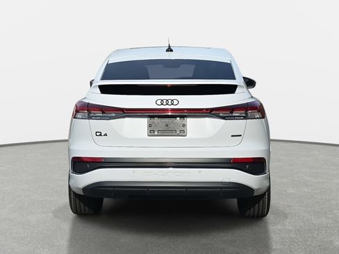 Used 2023 Audi Q4 e-tron Prestige w/ Black Optic Package image 6