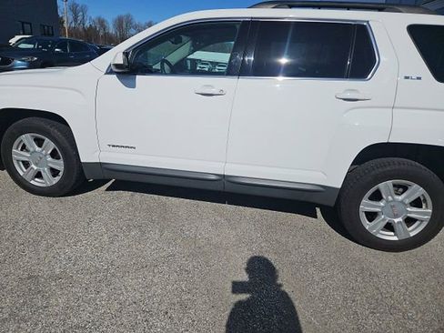 Used 2016 GMC Terrain SLE w/ Convenience Package image 24