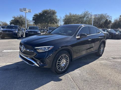 Certified 2025 Mercedes-Benz GLC 300 4MATIC image 7