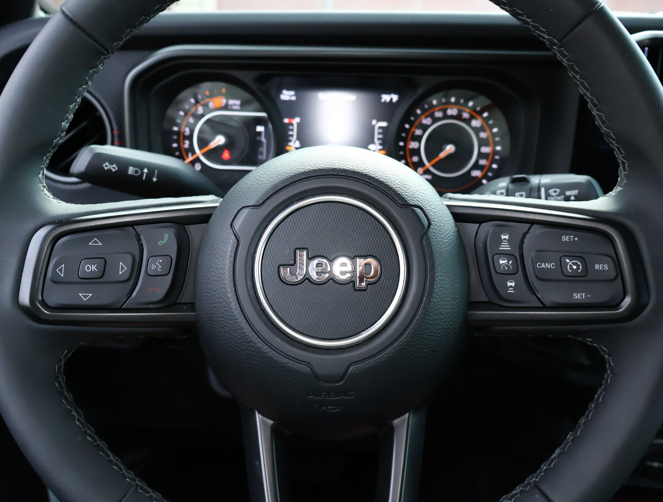 Used 2026 Jeep Wrangler Unlimited Rubicon AWD/4WD image 10