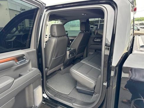 Used 2025 GMC Sierra 1500 Denali w/ Denali Reserve Package AWD/4WD image 15