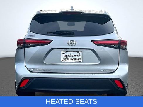 Used 2023 Toyota Highlander XLE image 6