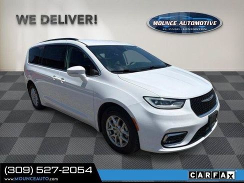 Used 2022 Chrysler Pacifica Touring-L FWD image 3