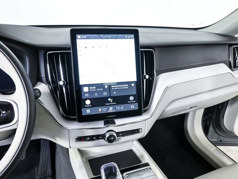 Certified 2026 Volvo XC60 B5 Ultra w/ Protection Package Premier image 15