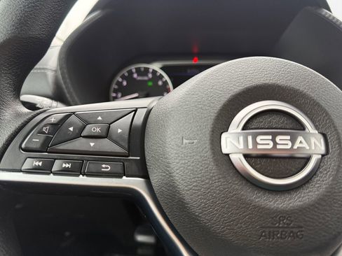 Certified 2025 Nissan Sentra SV image 25