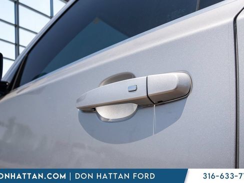 Used 2019 Chevrolet Traverse LS FWD image 31