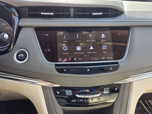 Used 2021 Cadillac XT5 Premium Luxury image 21