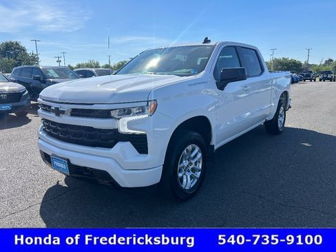 Used 2026 Chevrolet Silverado 1500 RST AWD/4WD image 2