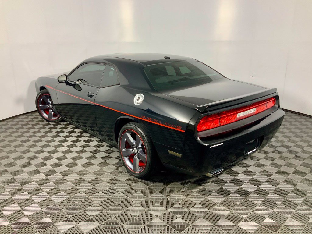 Used 2014 Dodge Challenger R/T w/ R/T Redline Group RWD image 11