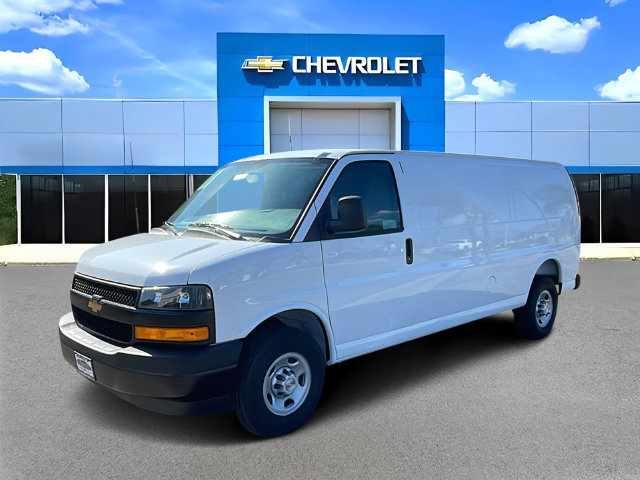 New 2026 Chevrolet Express 2500 Extended w/ Communications Package RWD image 8