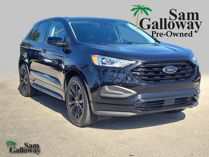 Used 2022 Ford Edge SE w/ Black Appearance Package