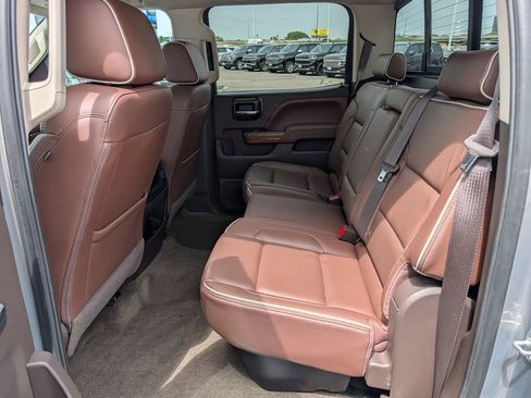 Used 2017 Chevrolet Silverado 1500 High Country AWD/4WD image 15