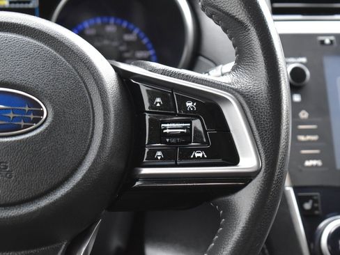 Used 2018 Subaru Outback 2.5i Limited image 16