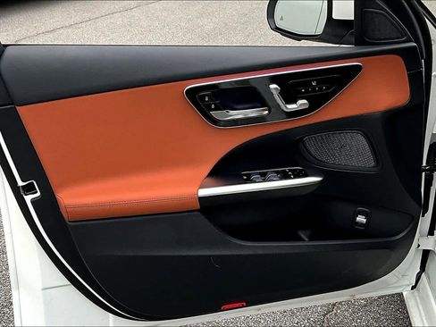 Used 2025 Mercedes-Benz C 300 4MATIC Sedan image 21