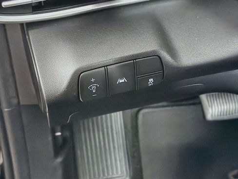 Used 2023 Hyundai Elantra SEL w/ Convenience Package FWD image 15