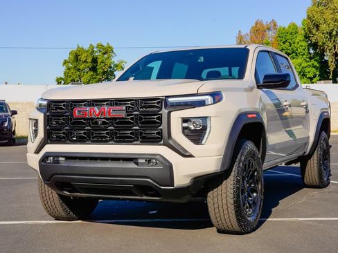 New 2026 GMC Canyon Elevation w/ Convenience Package RWD image 2