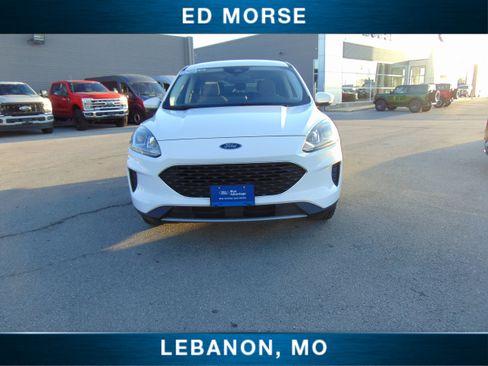 Certified 2021 Ford Escape SE image 3