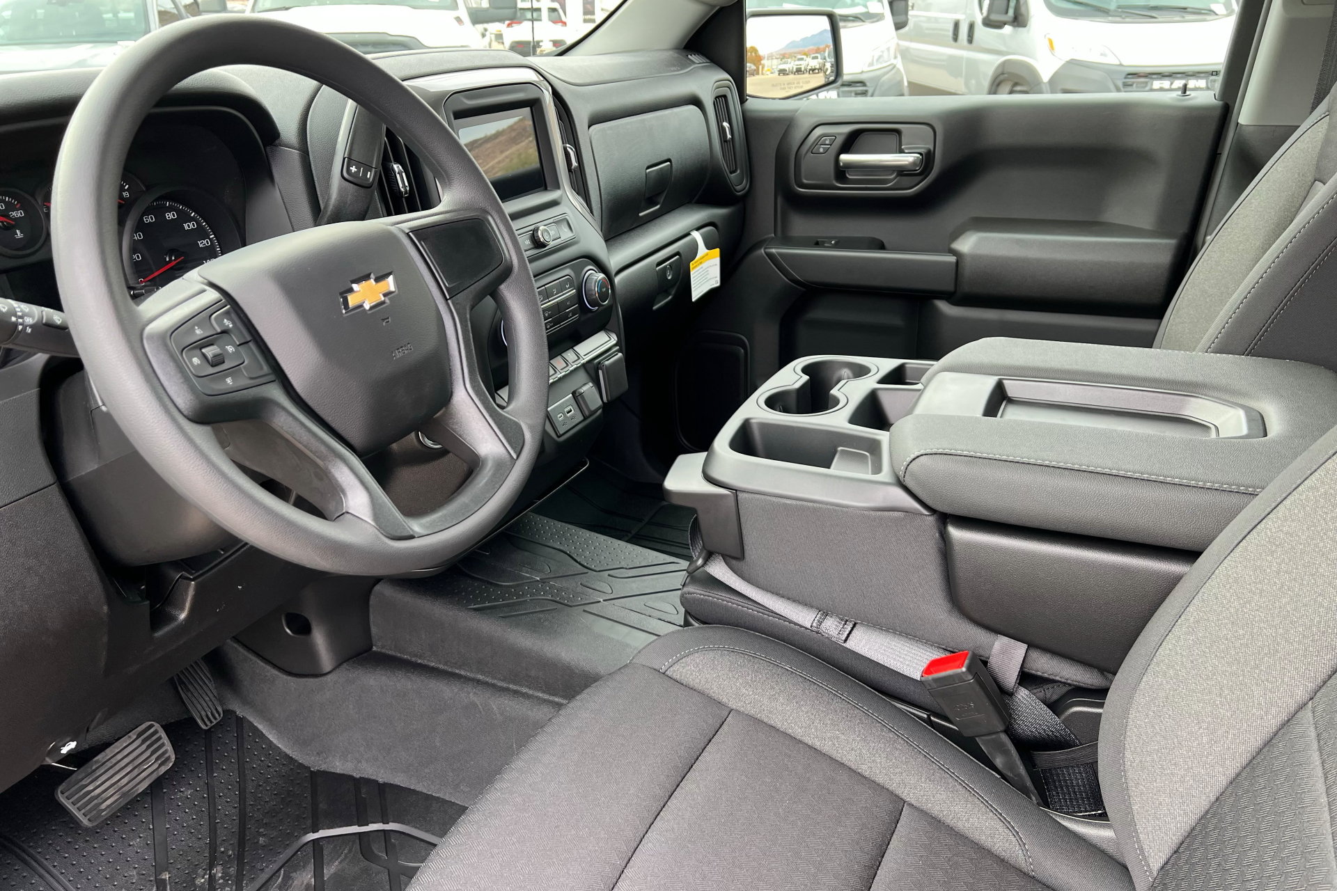 New 2026 Chevrolet Silverado 1500 Custom AWD/4WD image 16